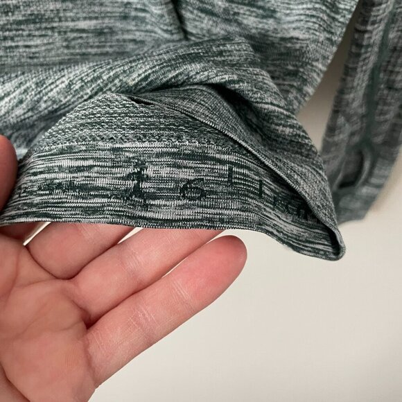 Lululemon Run: Swiftly Tech Long Sleeve Crew Neck Activewear T-Shirt Green 6 - Picture 7 of 7
